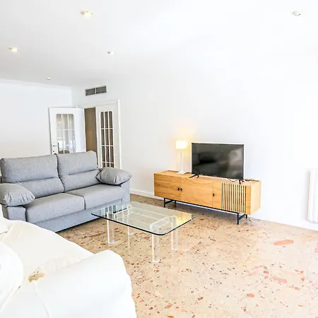 Litoral Costa Dorada - Aquarium Only Families Apartment *